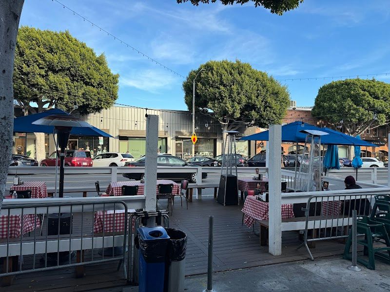 Village Pizzeria Larchmont