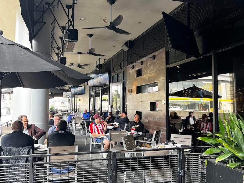 Yard House