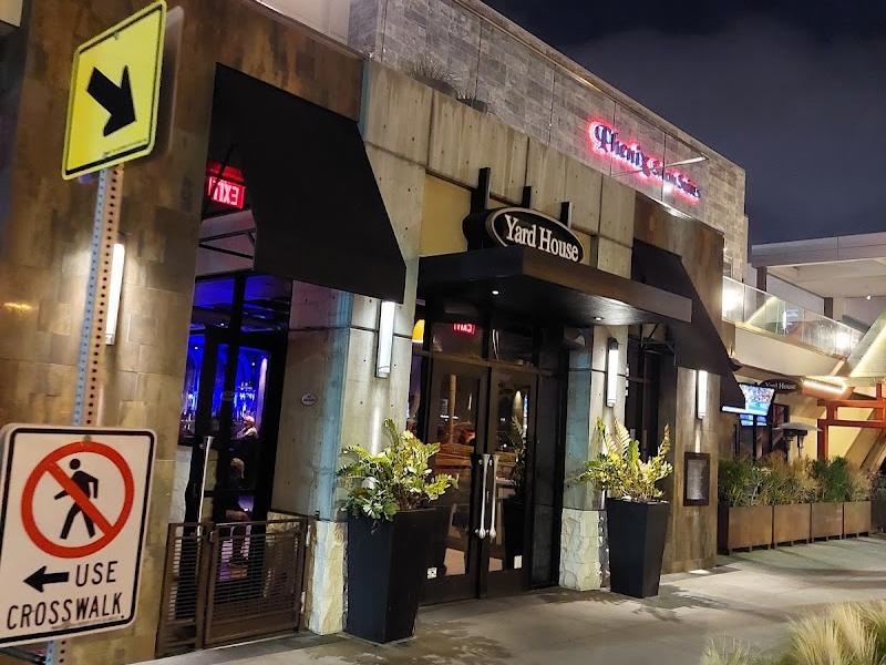 Yard House